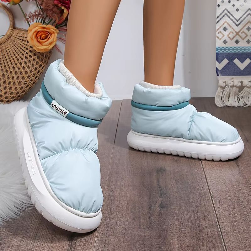 Woman's slippers winter