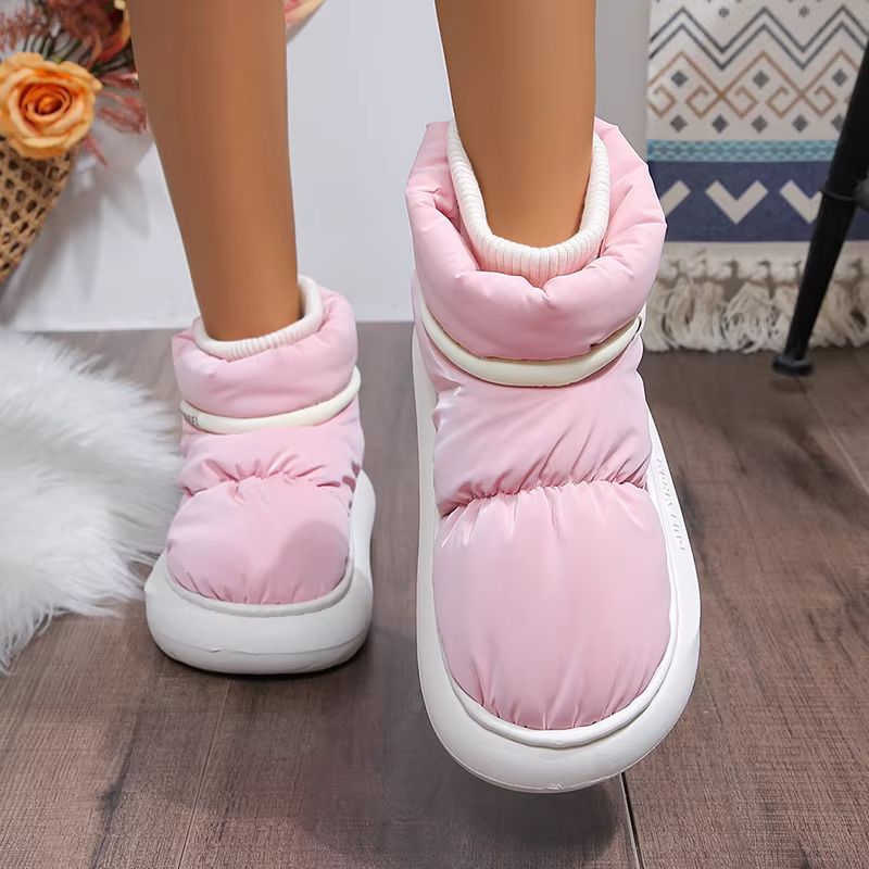 Woman's slippers winter